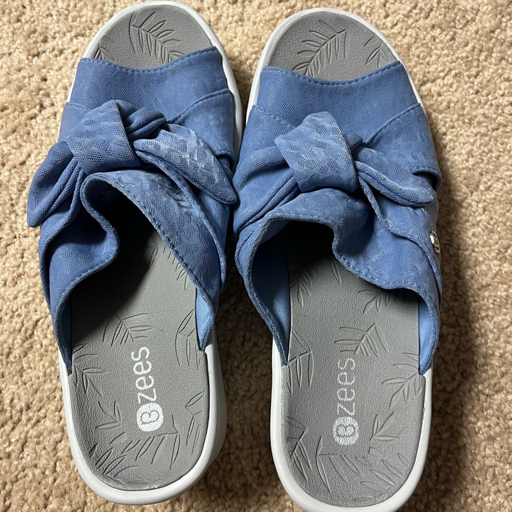 New Bzees slip ons